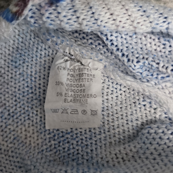 Chic Blue Floral Cherry Blossom Women's Blouse - Picture 4 of 4